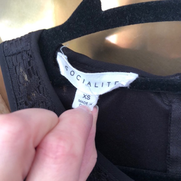 Socialite black and pink pleated dress - Picture 4 of 6